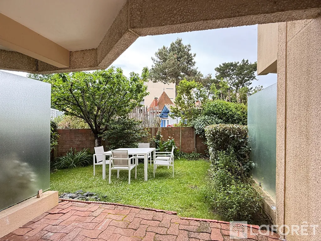 Garten - 1-Bed Apartment with Sea View in Arcachon