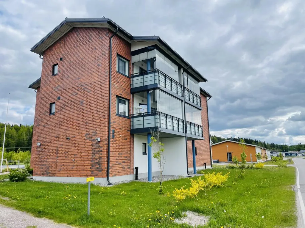 Exterior - Bright Apartment with Balcony in Nummela