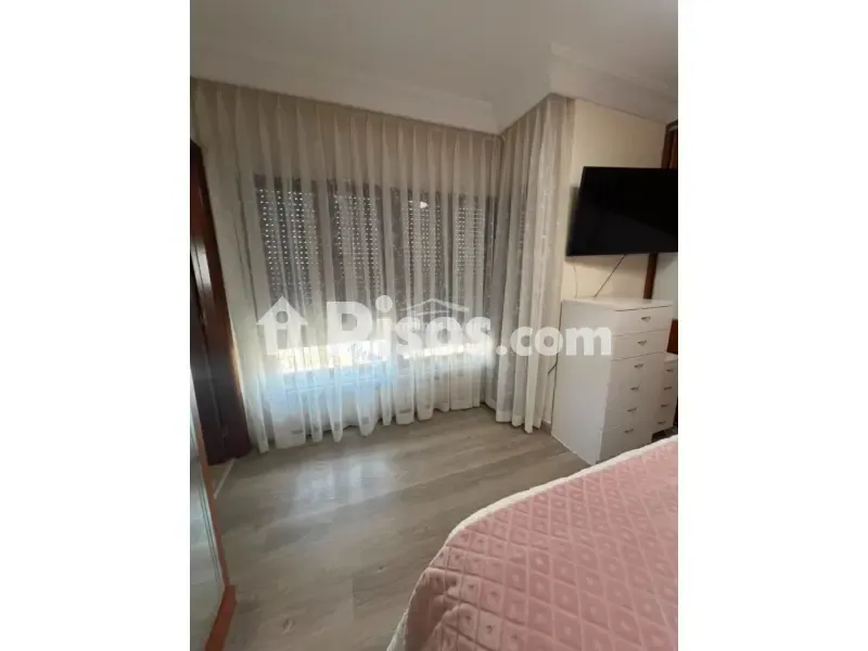 Magamistoad - Semi-detached House with Pool in Villamayor