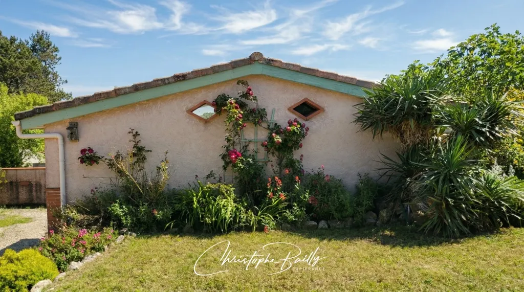 Aed - Family House with Pool in Venerque