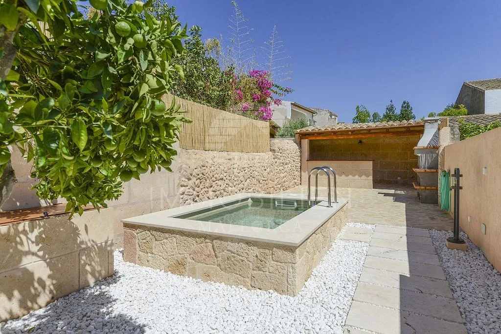 pool_area