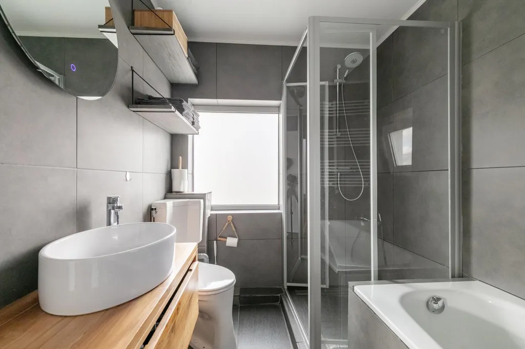 Vannitoad - Luxury Two-Storey House with Overkapping in Moergestel