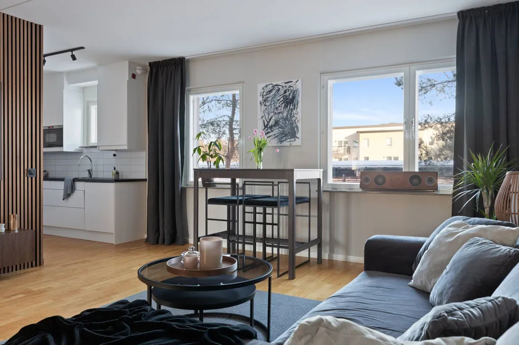 Séjour - Apartment with Balcony in Ursvik