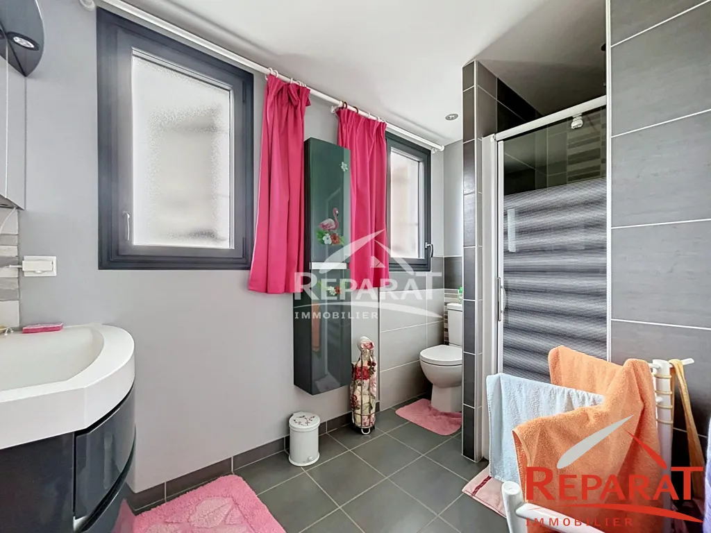 Vannitoad - Renovated House with Garden in Objat