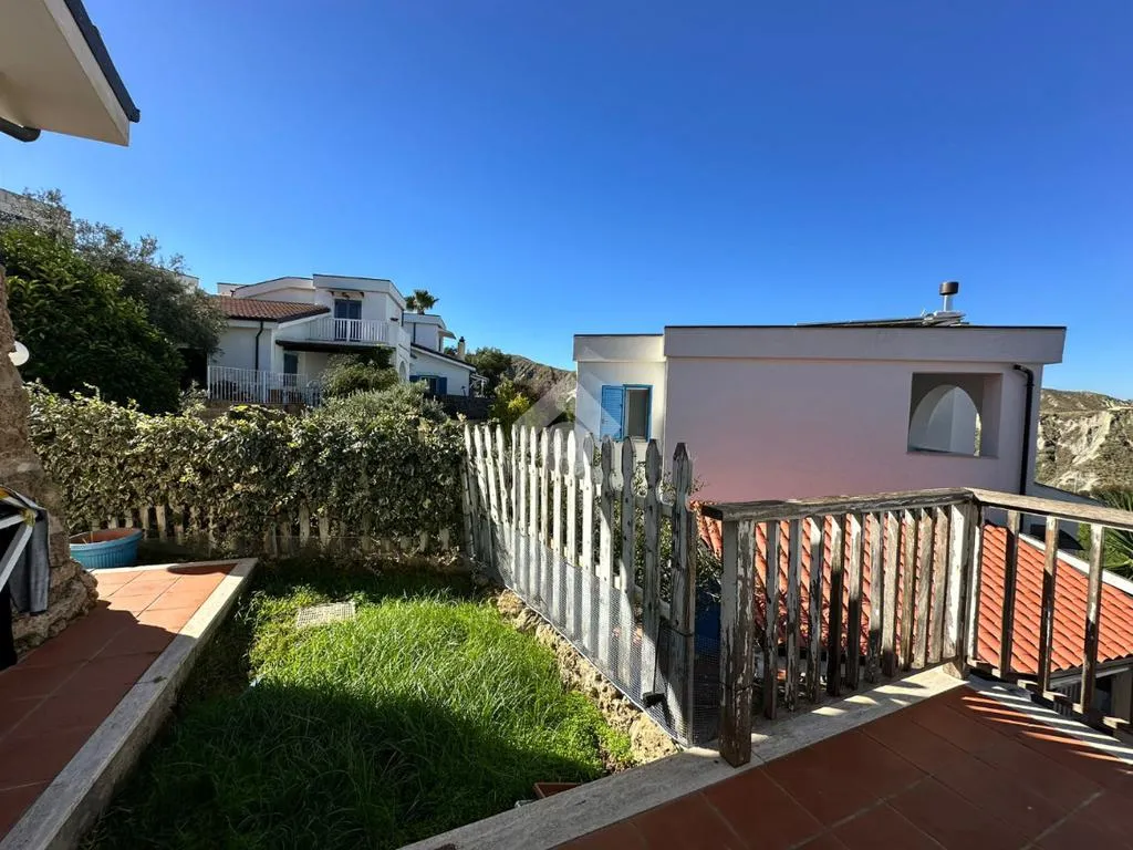 Aed - Bifamiliar Villa with Sea View in Crotone