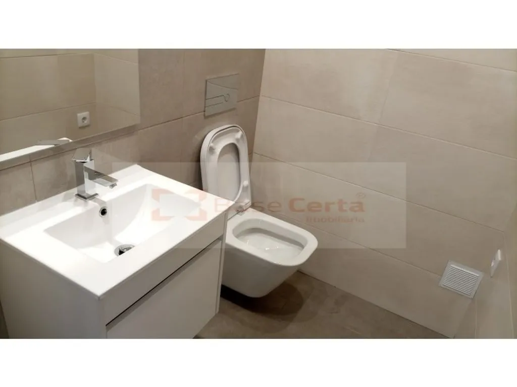 Vannitoad - Luxury Duplex Flat with Open Space in Seixal