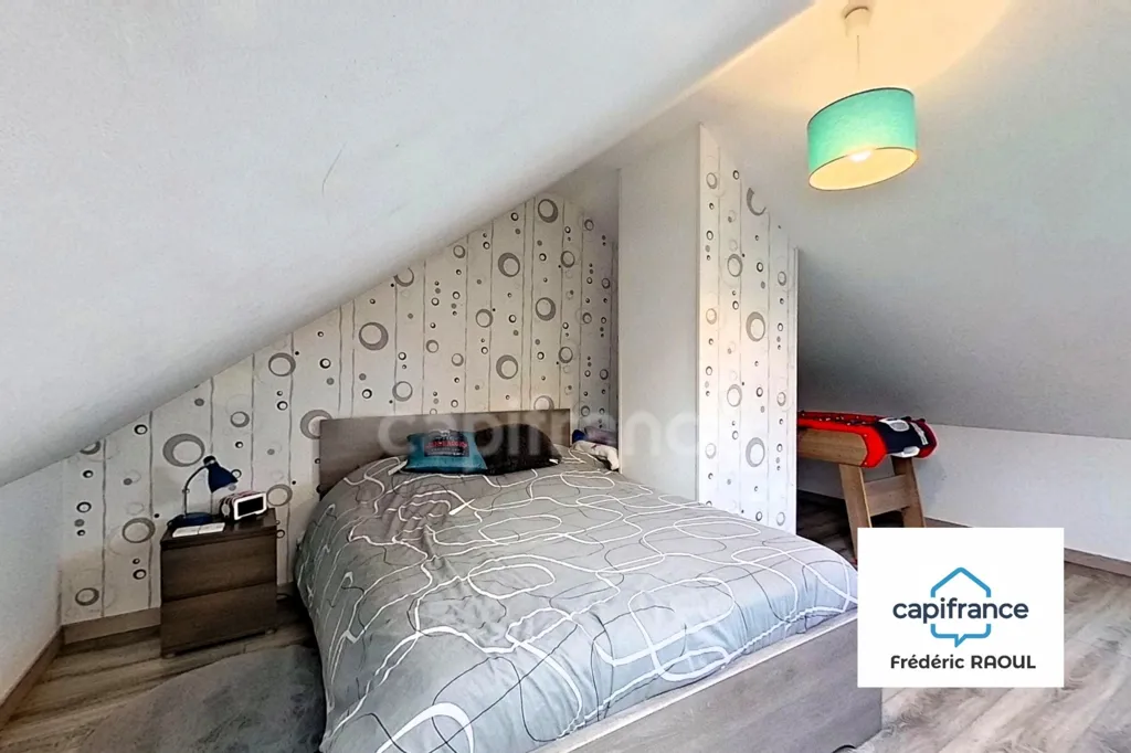 Chambres - Maison Récemment Construite avec Terrasse à Bourberain