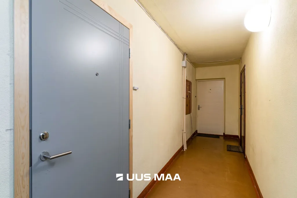 Entrée - Two-Bedroom Penthouse with Balcony in Viljandi