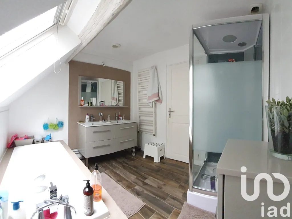 Salles de bain - Maison de Charme avec Jardin à Chaingy