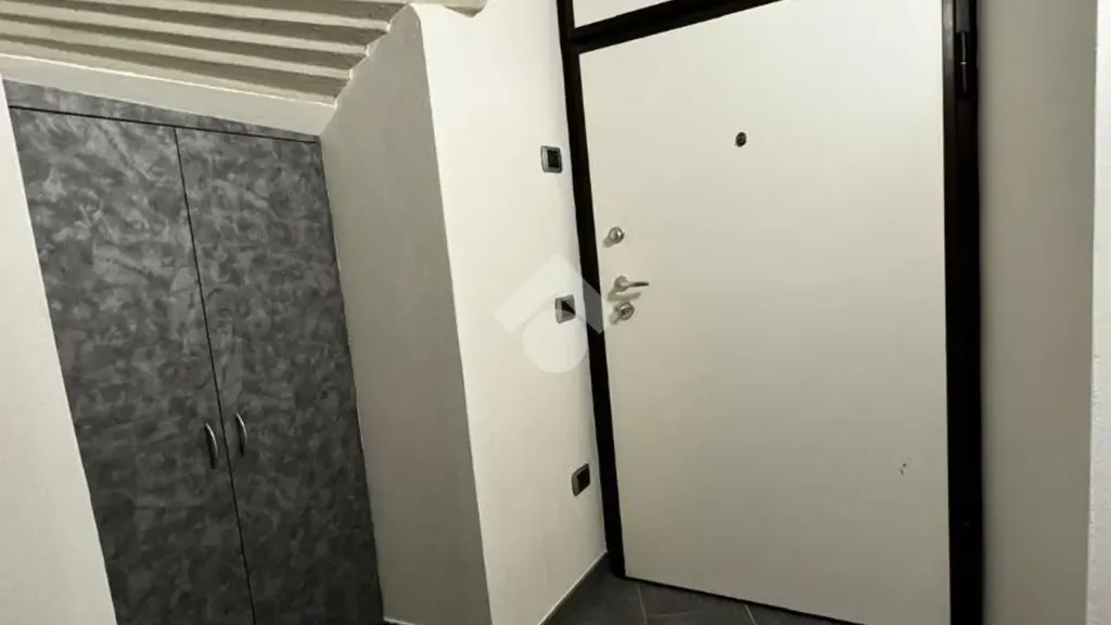 hallway_entrance