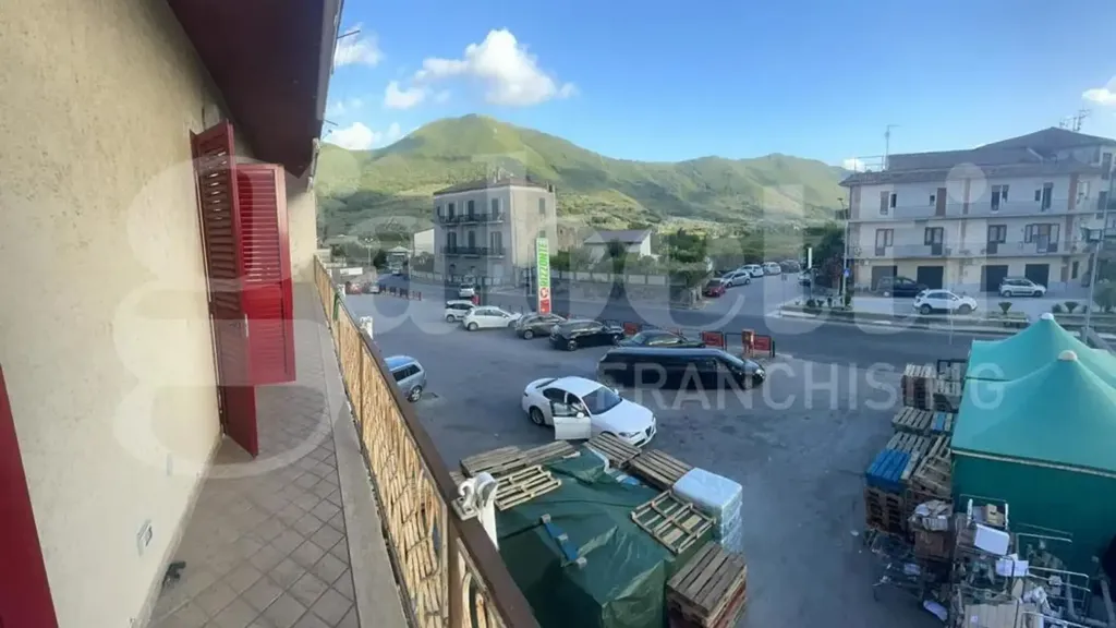 Balcon - Ground Floor Apartment with Terraces in Sessa Aurunca