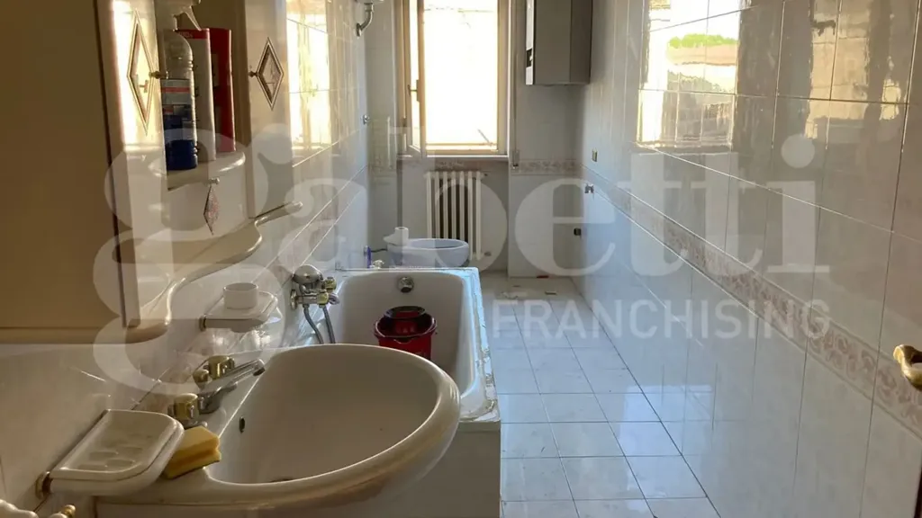 Vannitoad - Quadrilocale with Balcony in San Severo