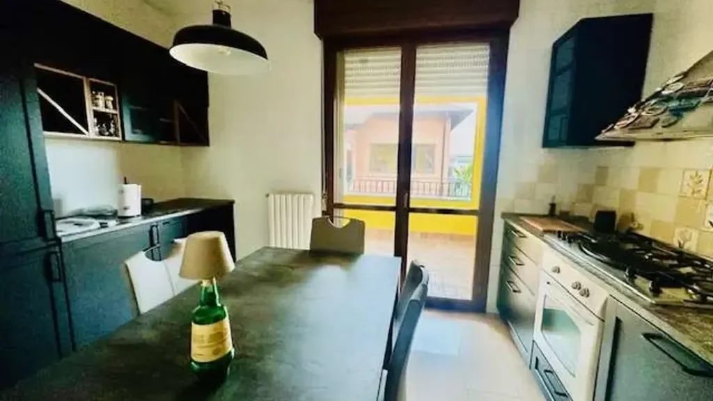 Cuisine - Two-Level Apartment with Terrace in Medolla