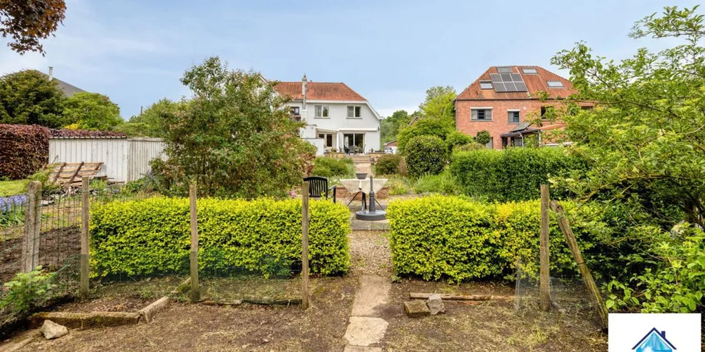 Aed - Half-Open House with Garden in Eppegem
