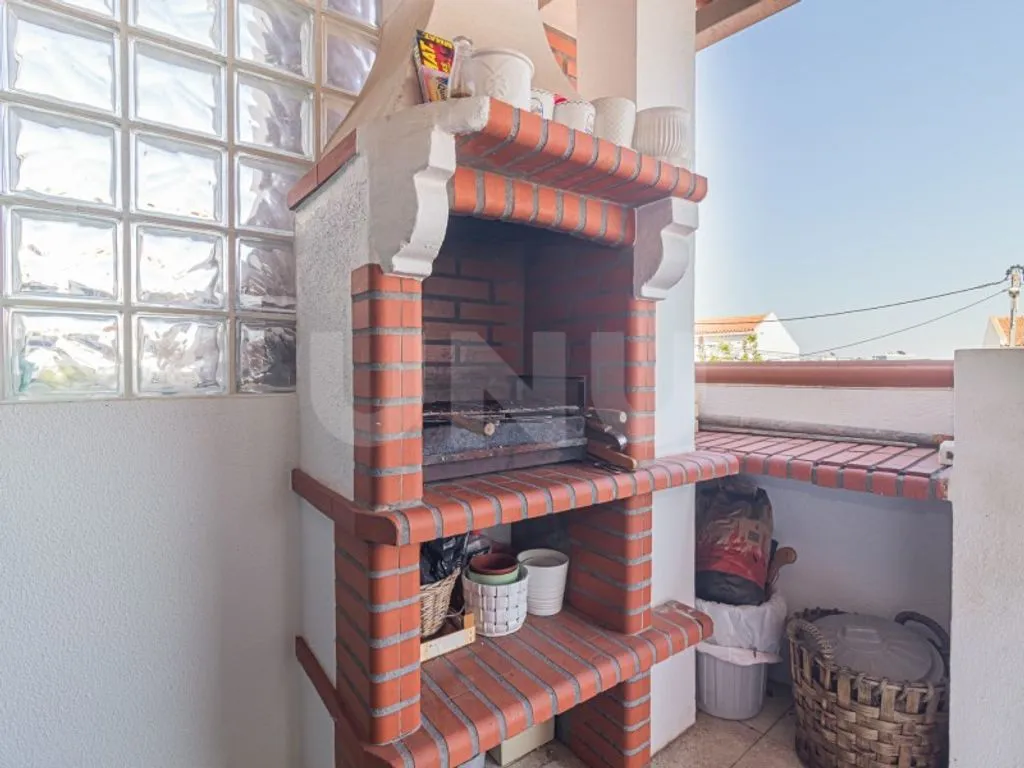 Terrasse - Luxury House with Terrace in Almada