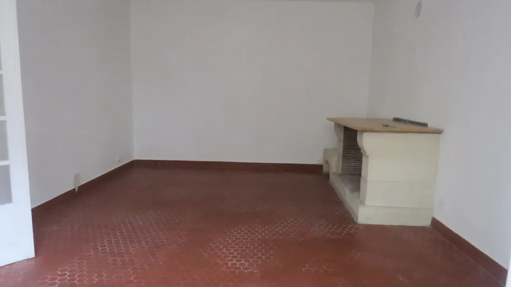 Pièces - Maison en Pierres avec Cour Privée près d'Excideuil