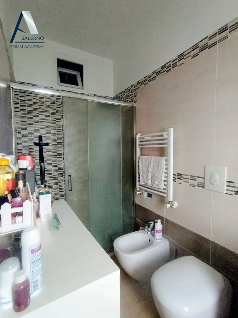 Salles de bain - Apartment with Terrace in Baronissi