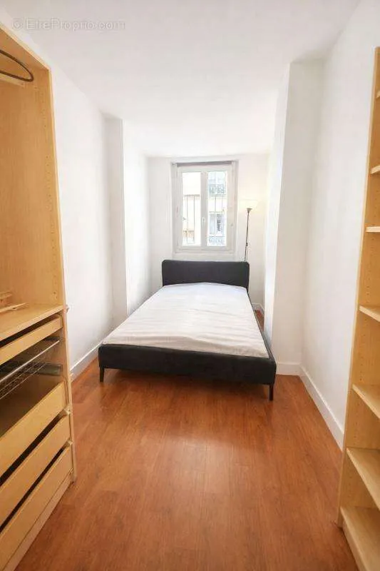 Chambres - Appartement Haussmannien à Guy Môquet, Paris