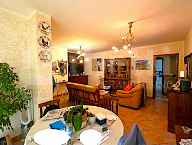 Sala da pranzo - Apartment with Three Balconies in Pinerolo