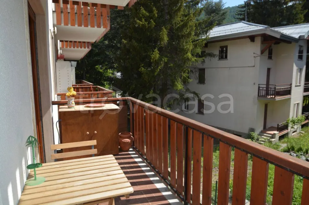 Balcon - Apartment with Balcony in Bardonecchia Centre