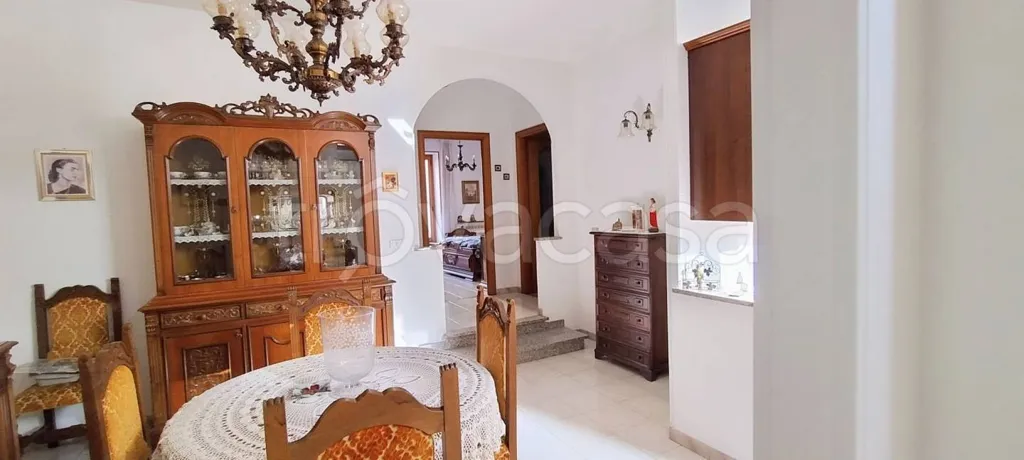 Salle à manger - Two-Unit Apartment with Balcony in Susa
