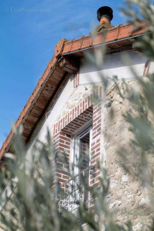 Esterno - Maison Meulière with Studio near Seine