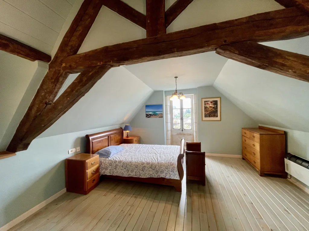 Chambres - Maison Médiévale avec Tour à Charroux