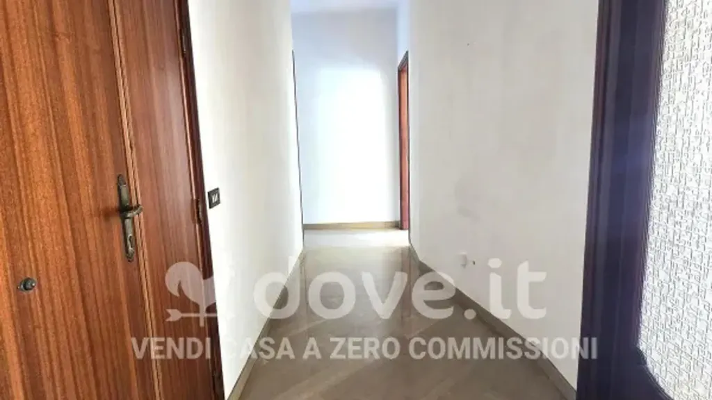 Esik - Spacious Apartment with Garage in Marsala Centre