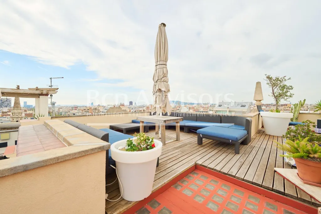 Terrass - Penthouse with Rooftop Pool in Dreta de l'Eixample, Barcelona