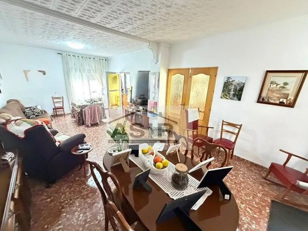 Salle à manger - Detached House with Pool in De Lutxana