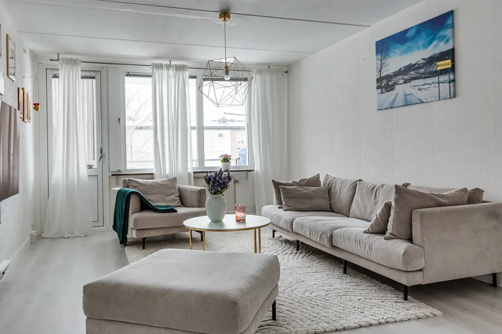 Séjour - Modern Flat with Balcony in Märsta