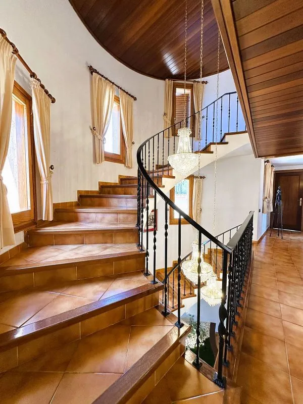 Pièces - Luxury House with Panoramic Views in Arenys de Munt
