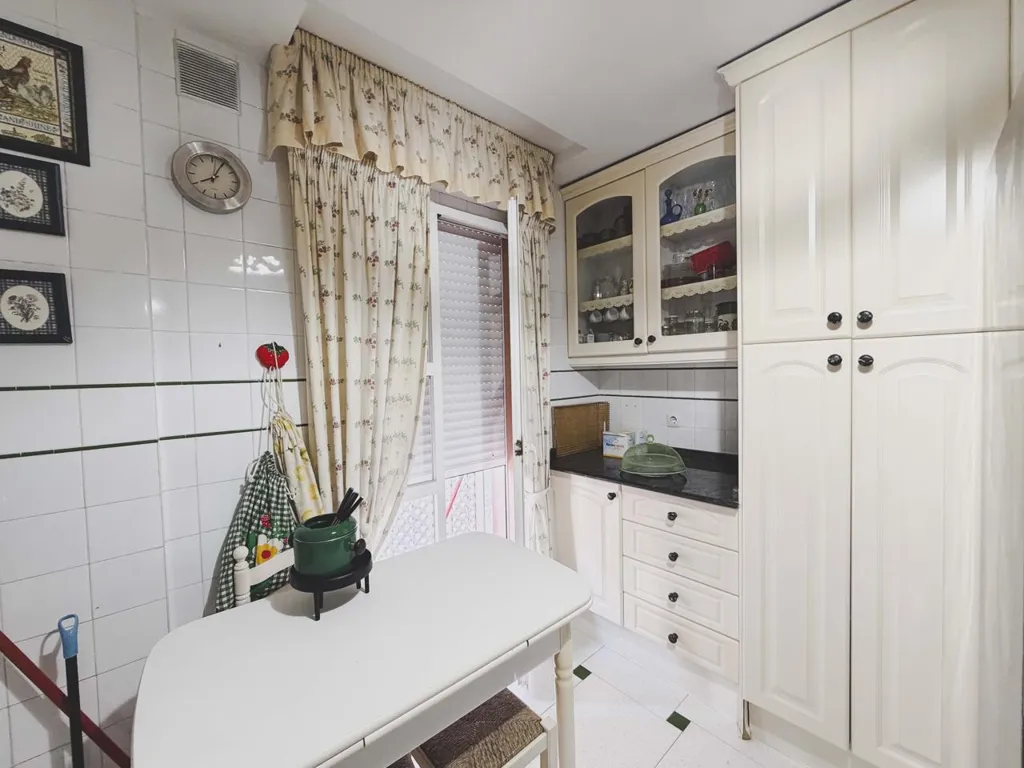 Kitchen - Corner Chalet with Terrace in San José - Varela