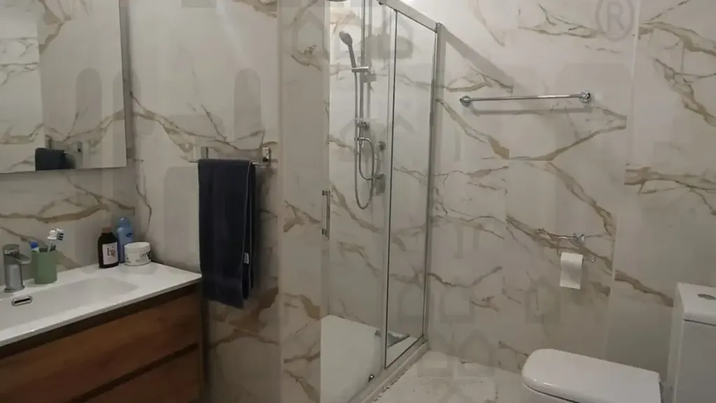 Salles de bain - Panoramic Apartment with Balcony in Messina
