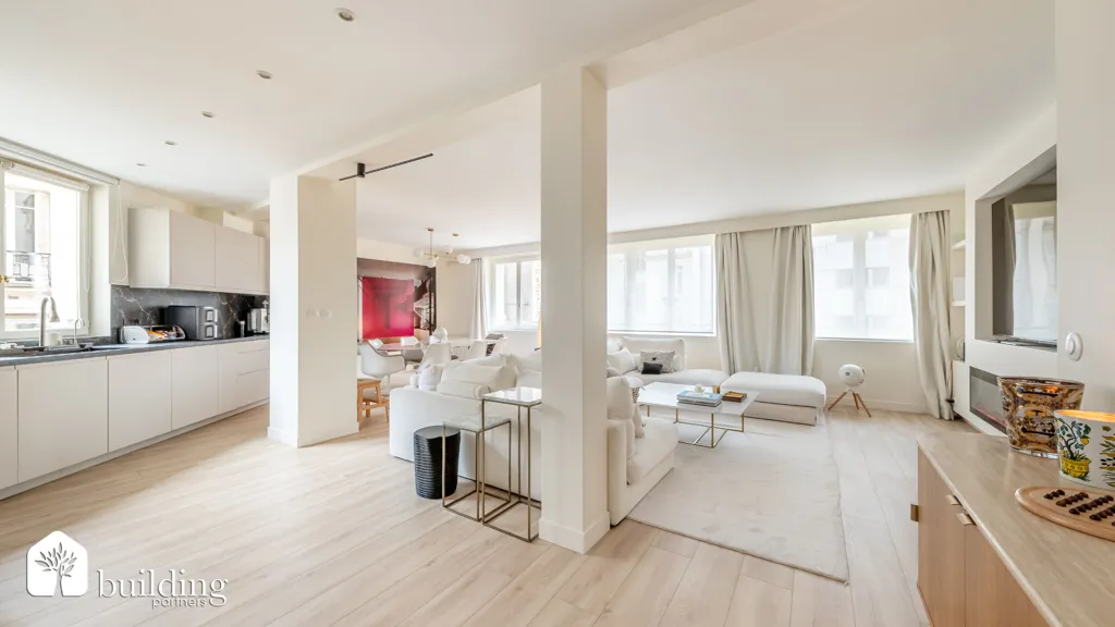 Soggiorno - Renovated Parisian Apartment with Ethanol Fireplace