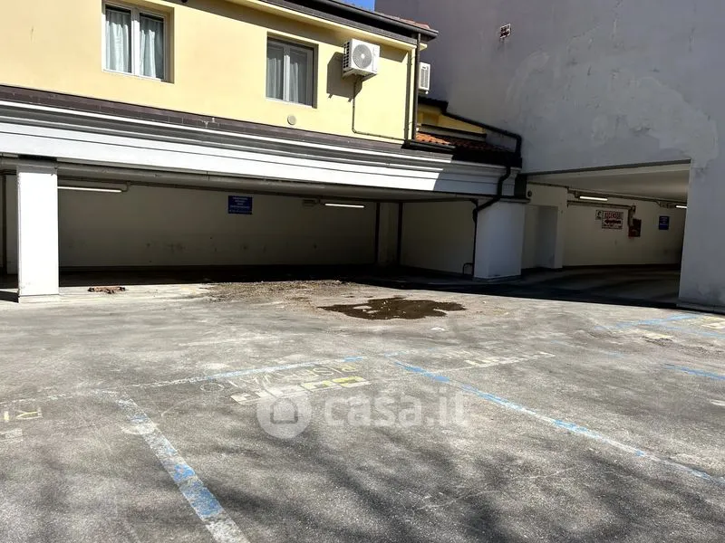 Garage - Apartment with Terrace in Trieste Centre