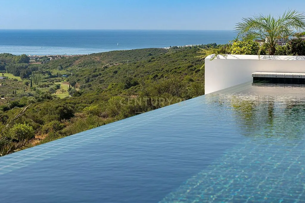 Bassein - Chalet with Golf View in Casares