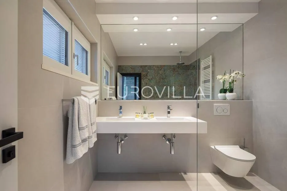 Salles de bain - Luxury Villa with Pool and Views in Seget, Trogir