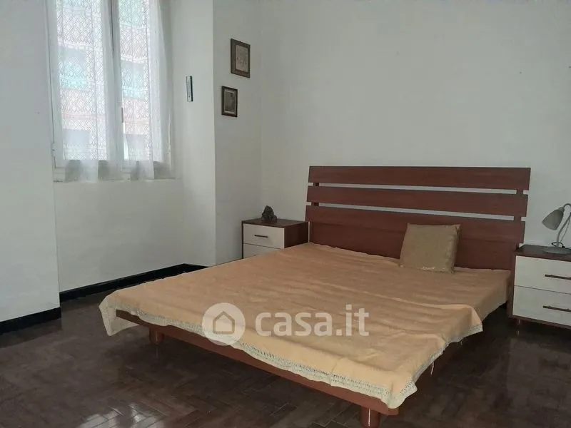 Chambres - Fully Furnished Flat in Genoa