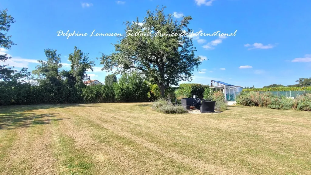 Aed - Stone Hamlet with Pool between Eymet and Bergerac