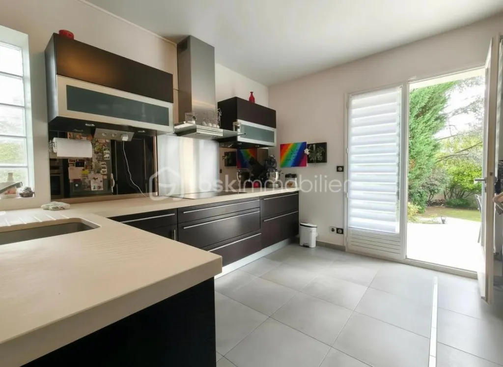 Maison 8 pièces à Bougival
