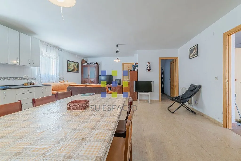 Dining Room - Chalet with Pool in Méntrida
