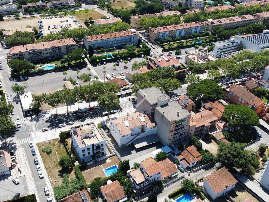Õhuvaade - Corner Plot with Building Potential in S’Agaró