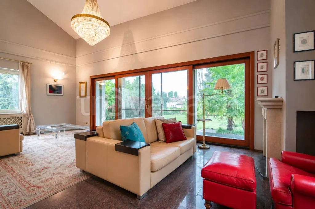 Elutuba - Luxury Villa with Private Park in Cornegliano Laudense