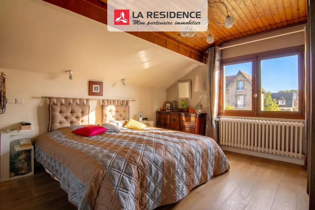 Chambres - Chalet au Calme avec Piscine à Beauchamp