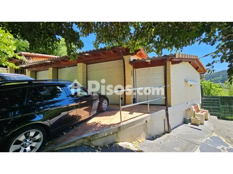Exterior - Independent Villa with Private Pool in Gueñes
