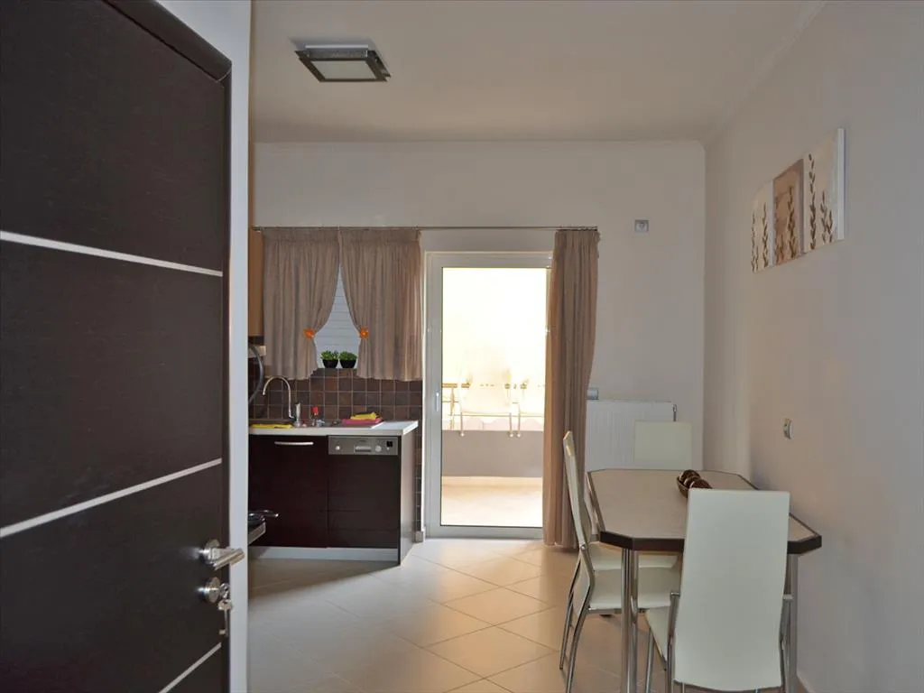 Appartement 6 pièces à Loutraki