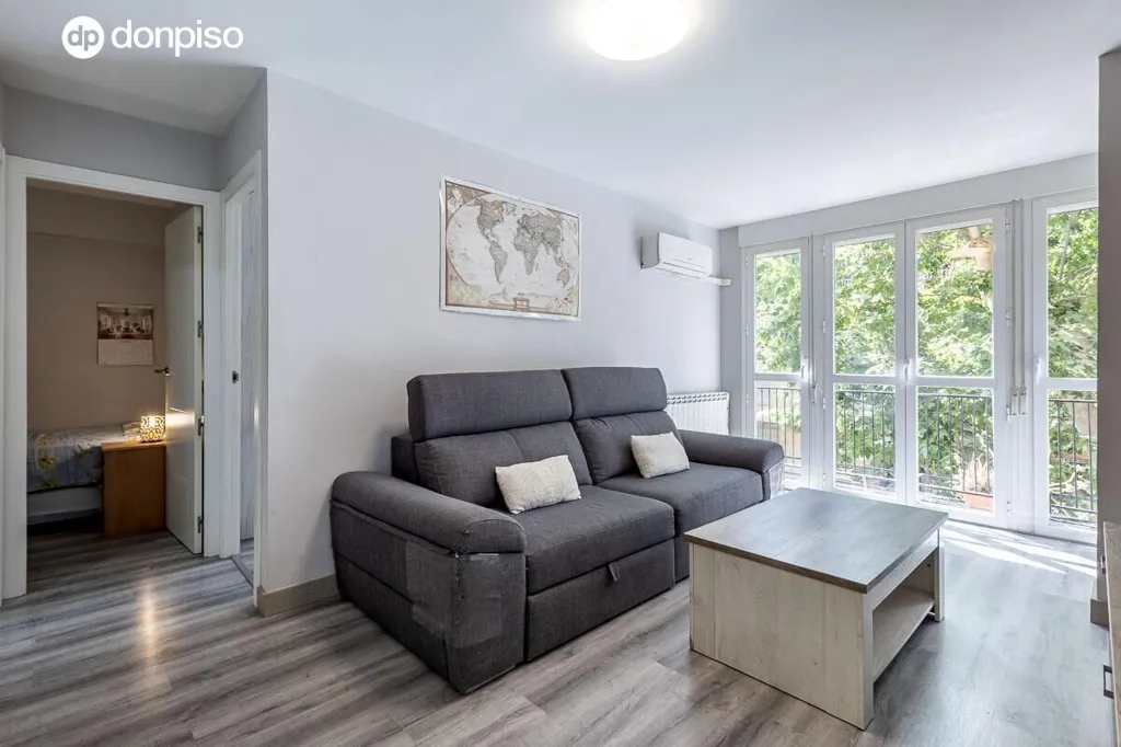 Elutuba - Modern Flat with Terrace in Avenida Cervantes, Granada