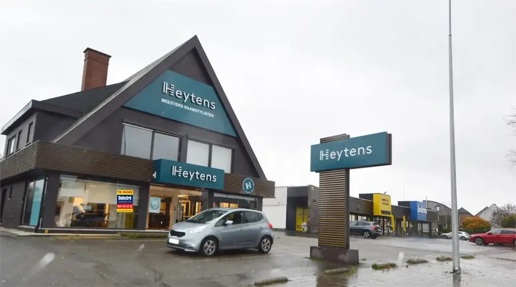 Extérieur - Boutique en location avec parking à Ninove