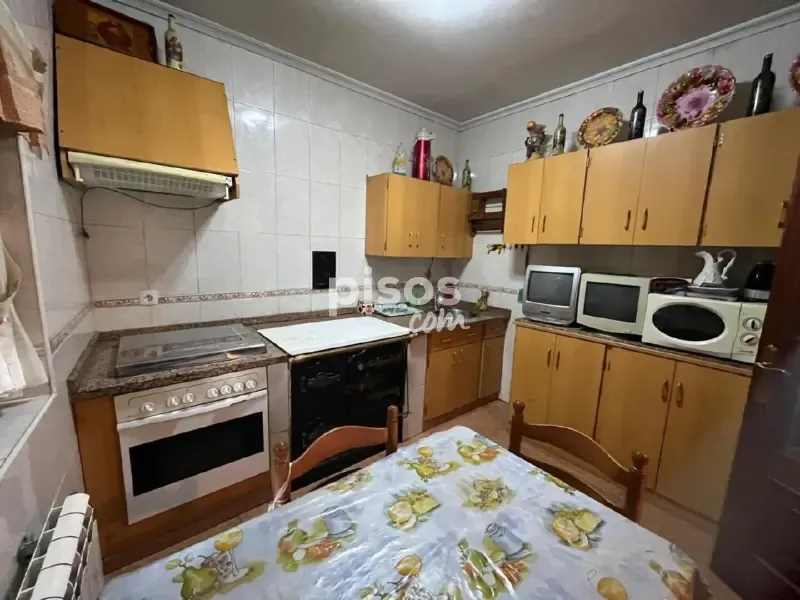 Cuisine - Maison 4 chambres à ES